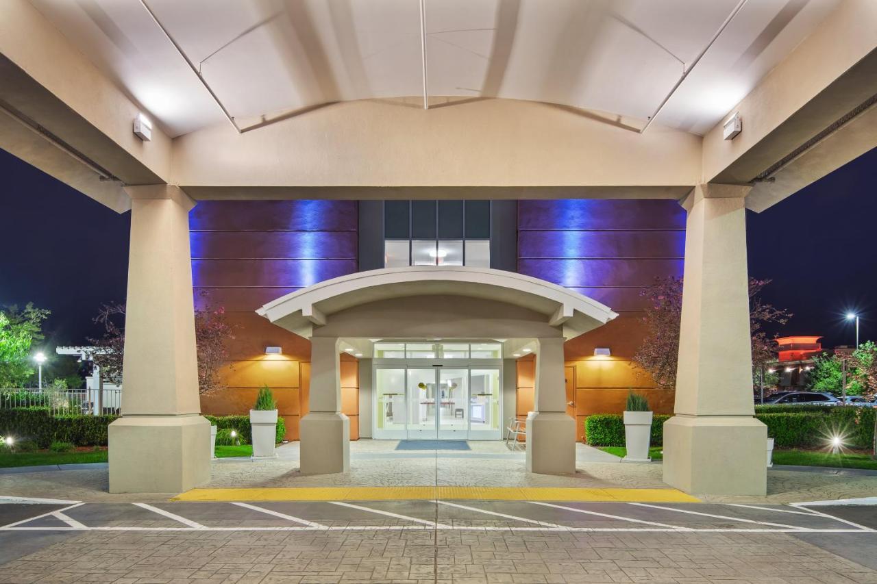 Holiday Inn Express Hotel & Suites Sacramento Airport Natomas, An Ihg Hotel Экстерьер фото
