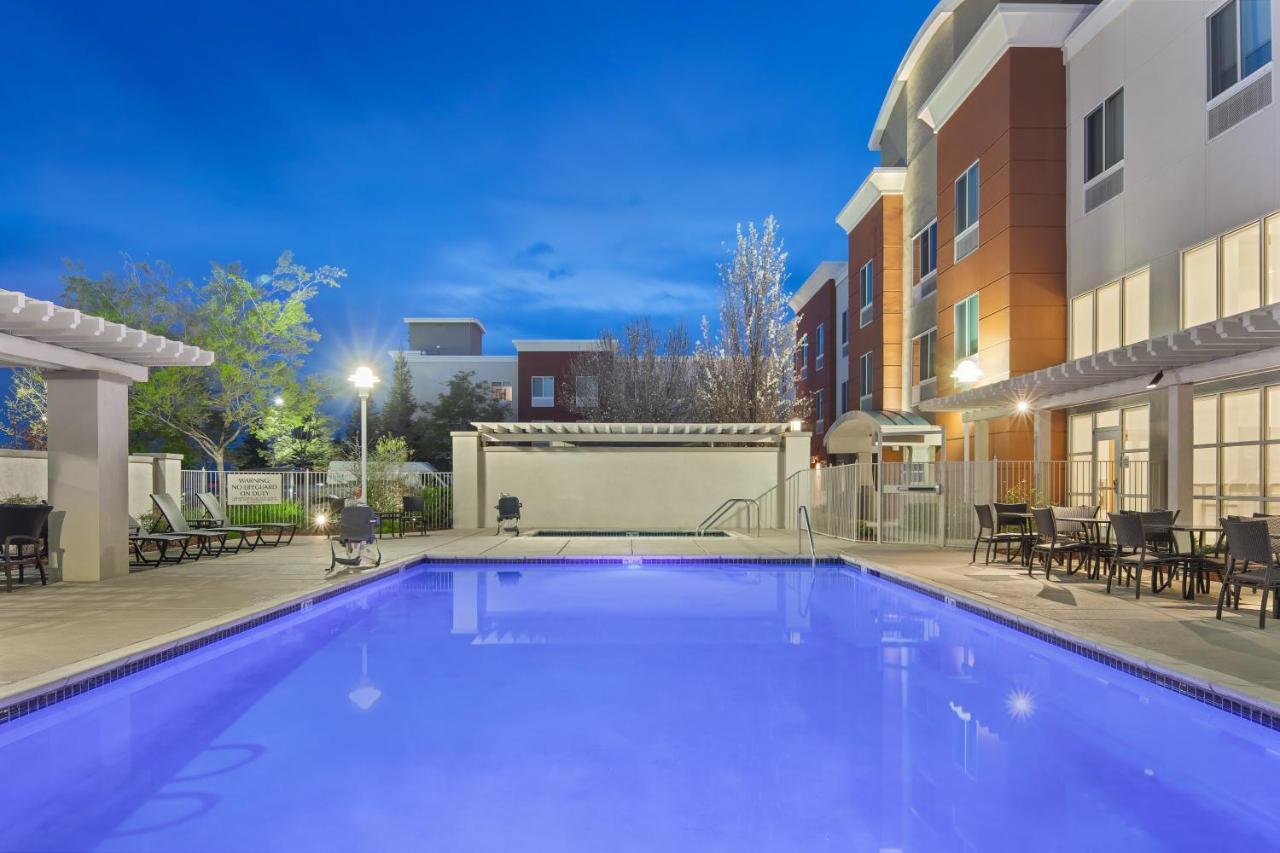 Holiday Inn Express Hotel & Suites Sacramento Airport Natomas, An Ihg Hotel Экстерьер фото